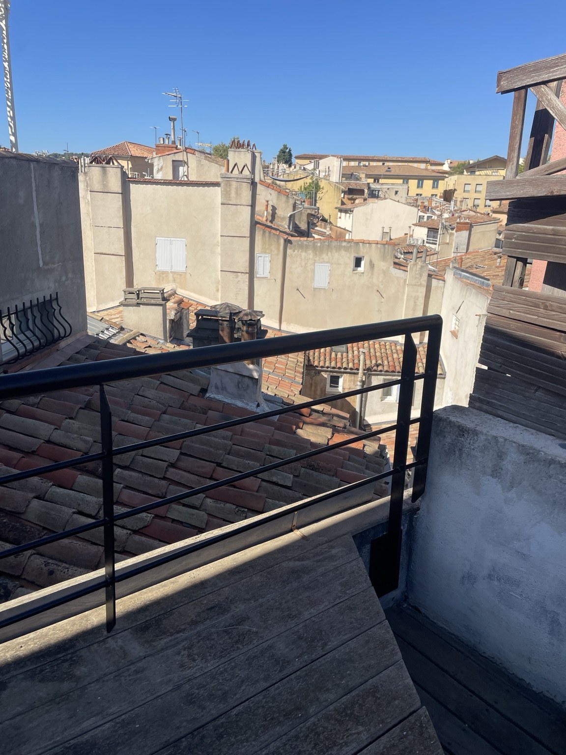 Garde-corps de terrasse — Vue d’ensemble